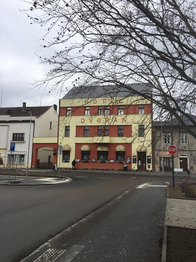 Hotel Dvorak Chrast Esterno foto